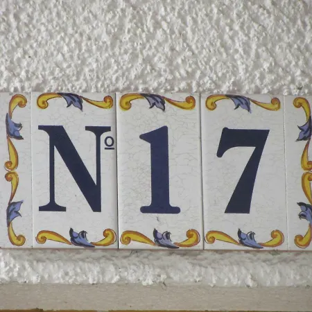 No 17 * Langgons